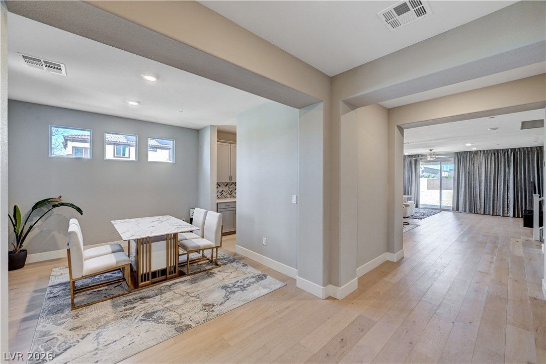 7572 Mount Spokane Court — photo 4 of 51