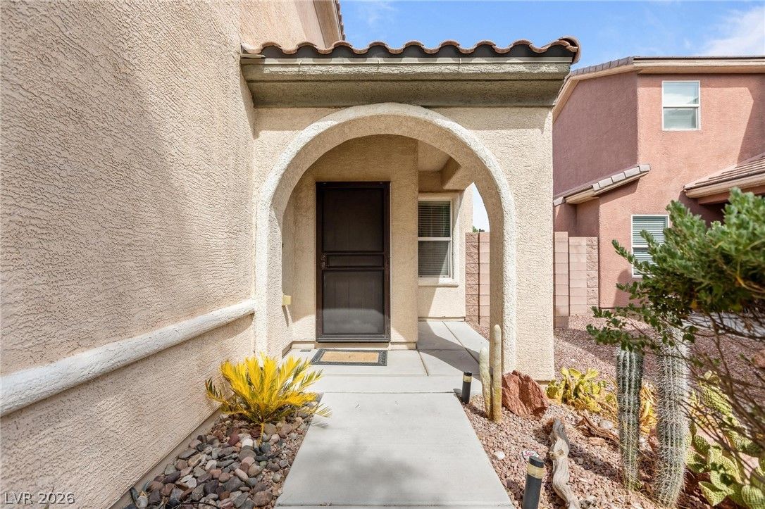 8116 Loma Del Ray Street — photo 4 of 23
