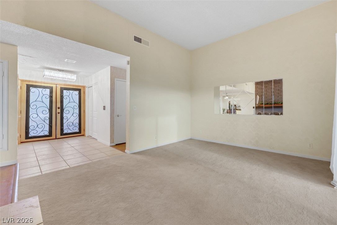 6744 Mountridge Drive — photo 5
