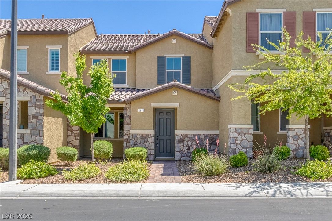 2854 STARLING SUMMIT Street — photo 1