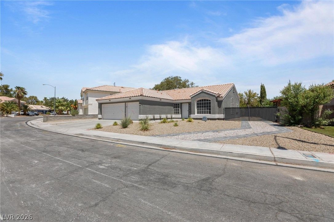 7620 Hartwell Drive — photo 3
