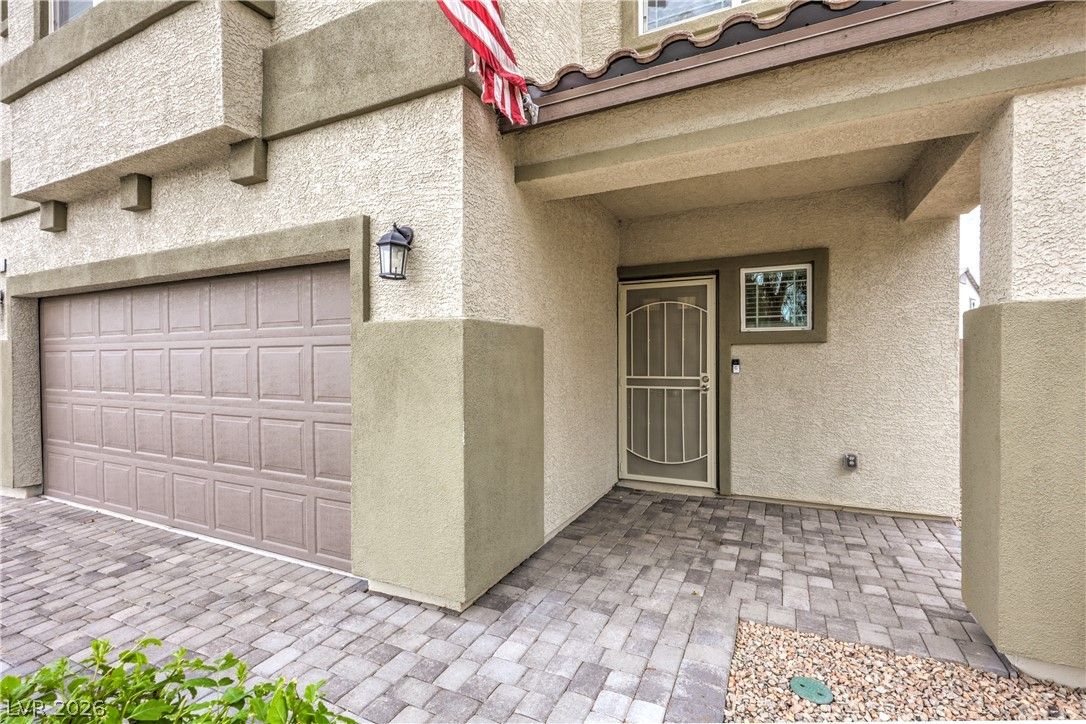941 WILLOW BERRY Avenue — photo 2