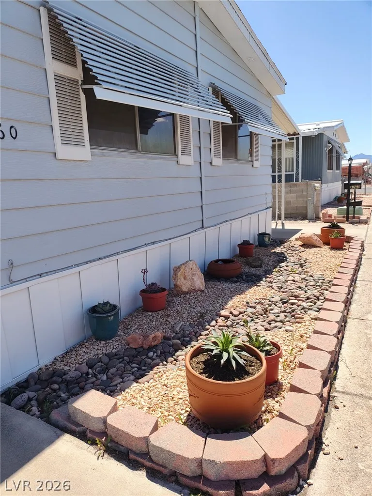 3360 Fort Smith Drive — photo 2
