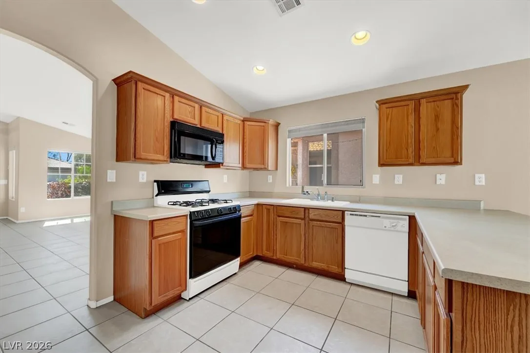 11073 Zampino Street — photo 5