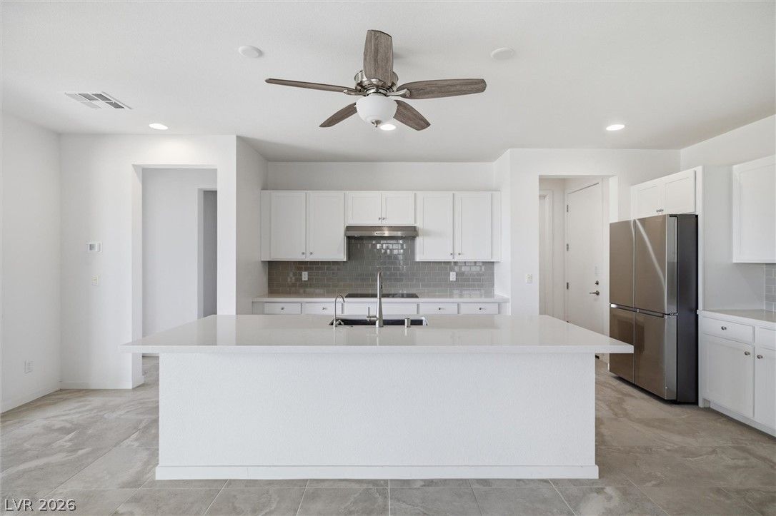 4557 East Cactus Canyon Drive — photo 5 of 34