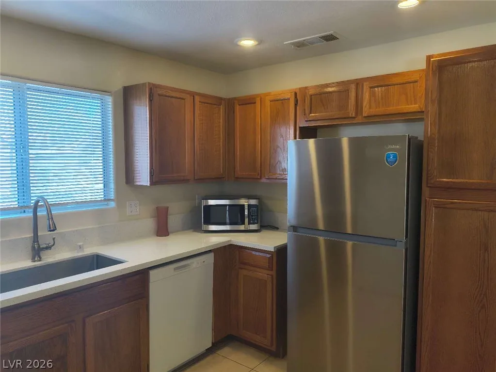 5323 Hanging Tree Lane — photo 3