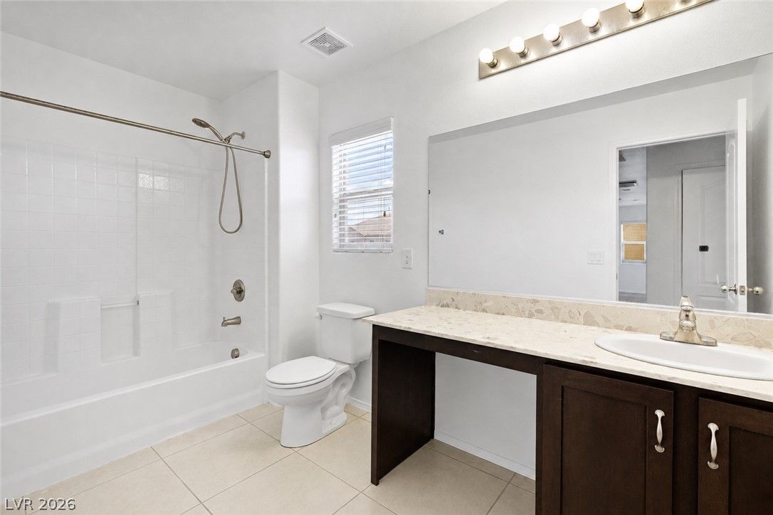 10600 Capitol Peak Avenue — photo 4