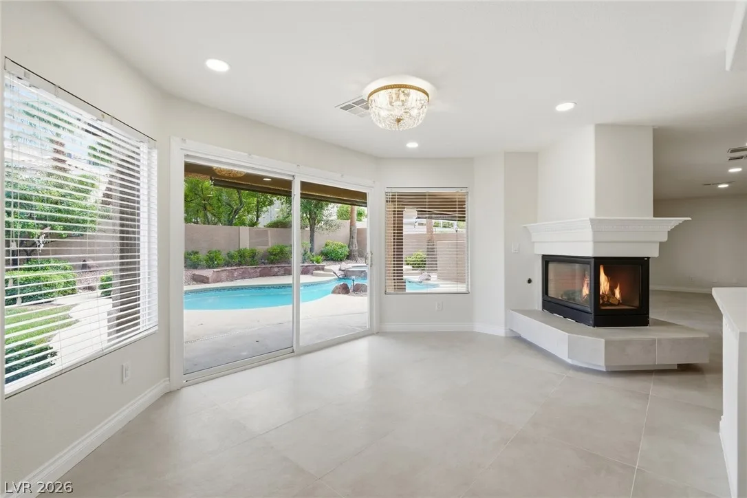 9081 Lawton Pine Drive — photo 3