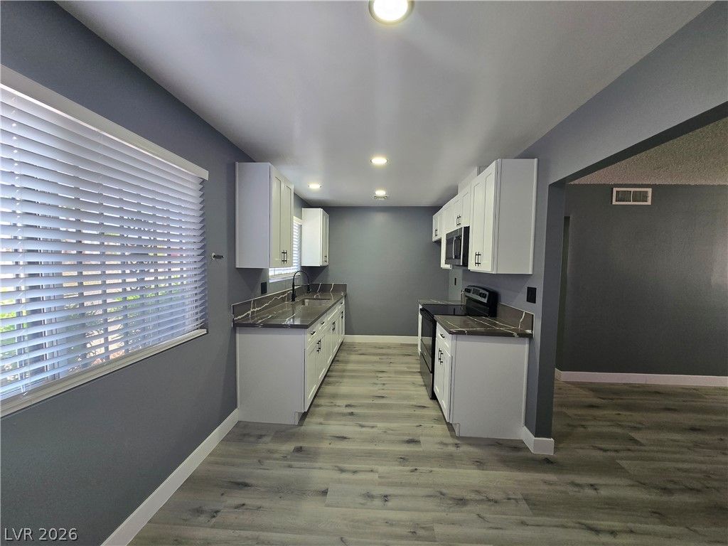 3240 North Michael Way 1 — photo 5 of 25