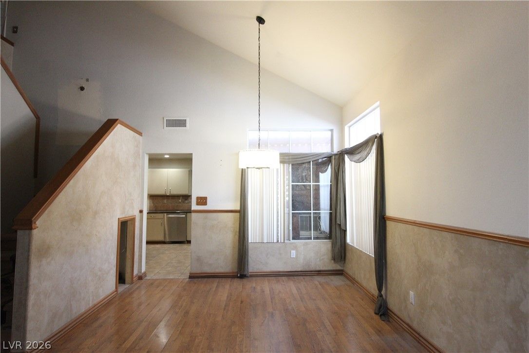 7721 Beach Falls Court — photo 3