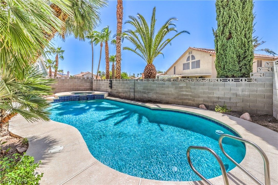9513 Scenic Sunset Drive — photo 4