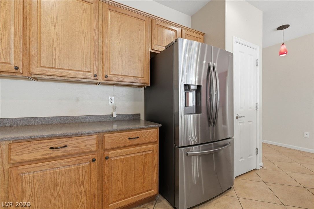 2529 Venus Star Street — photo 3