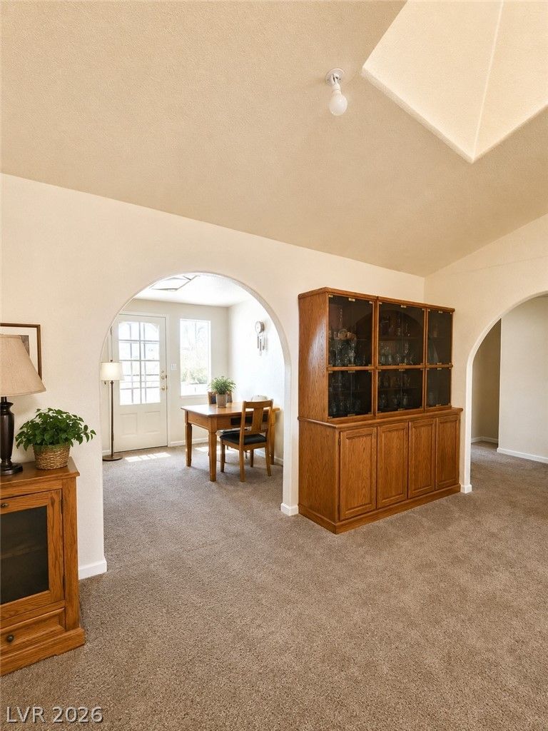 4620 Allen Lane — photo 4 of 21