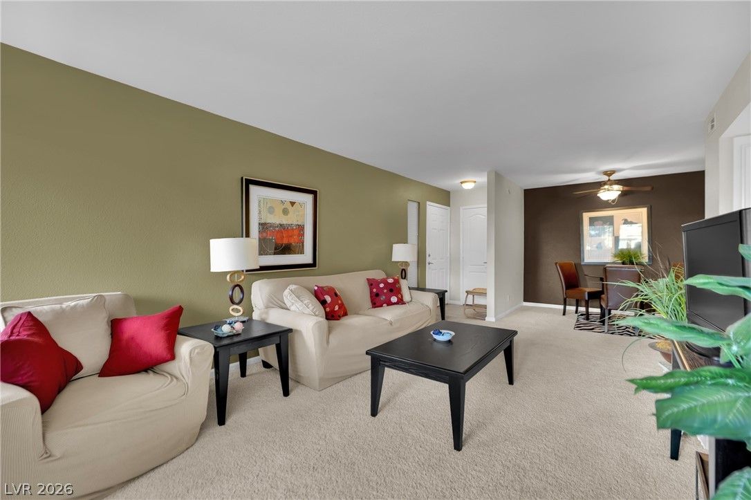 2867 Geary Place 3006 — photo 4