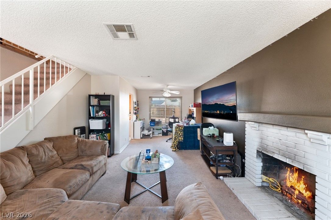 408 Barlow Lane — photo 4