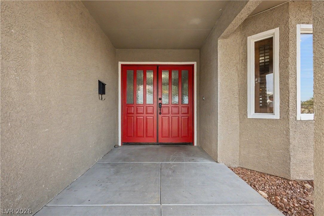 6908 Kinkenon Drive — photo 2