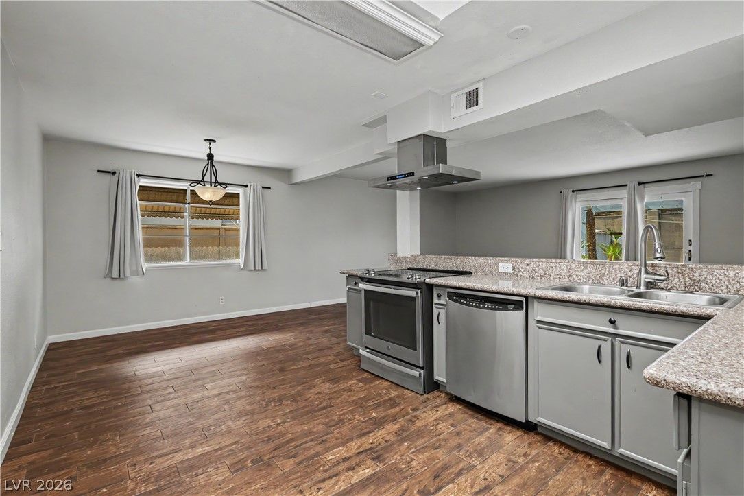 6908 Kinkenon Drive — photo 5