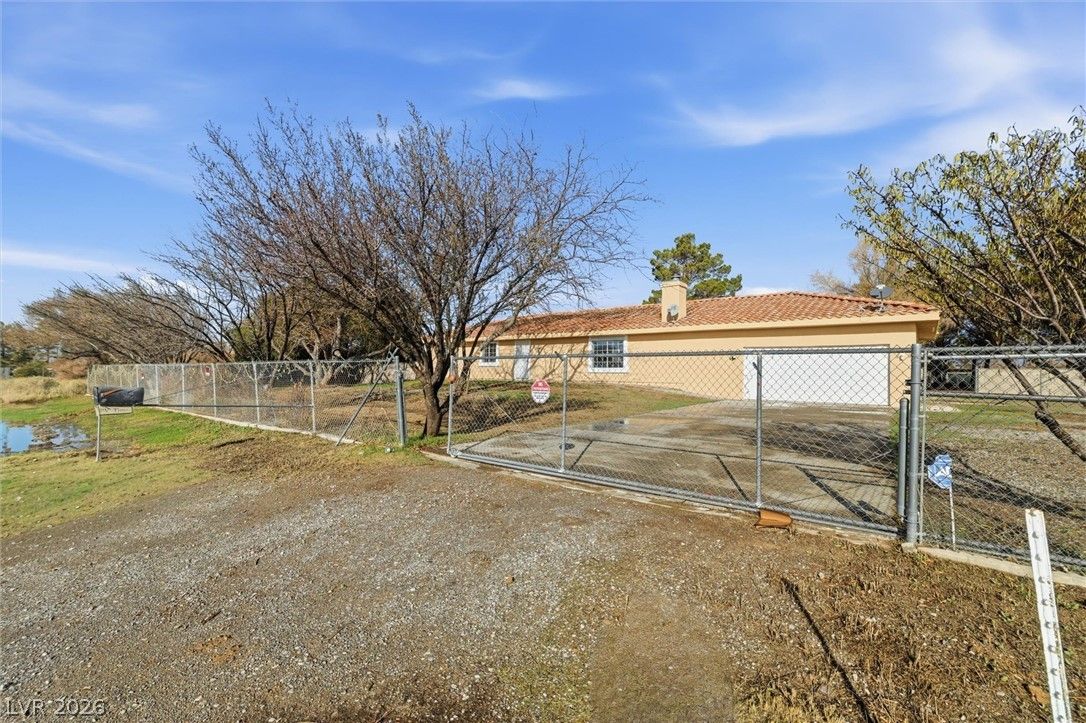 700 West Amarillo Avenue — photo 1