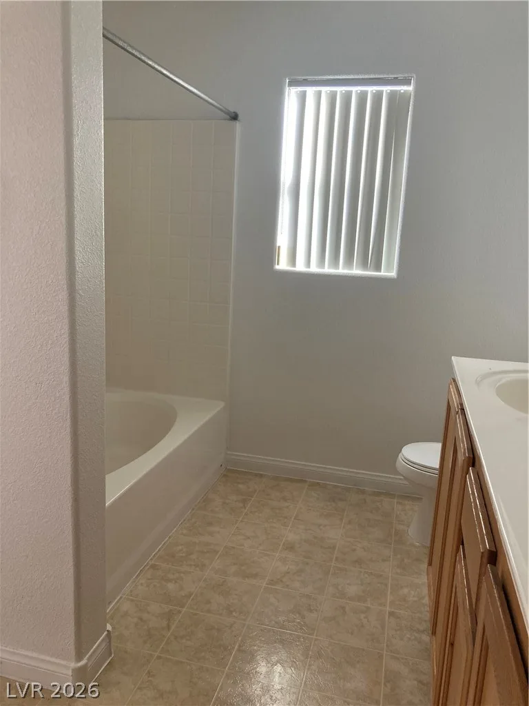 9519 Milkweed Canyon Avenue — photo 5
