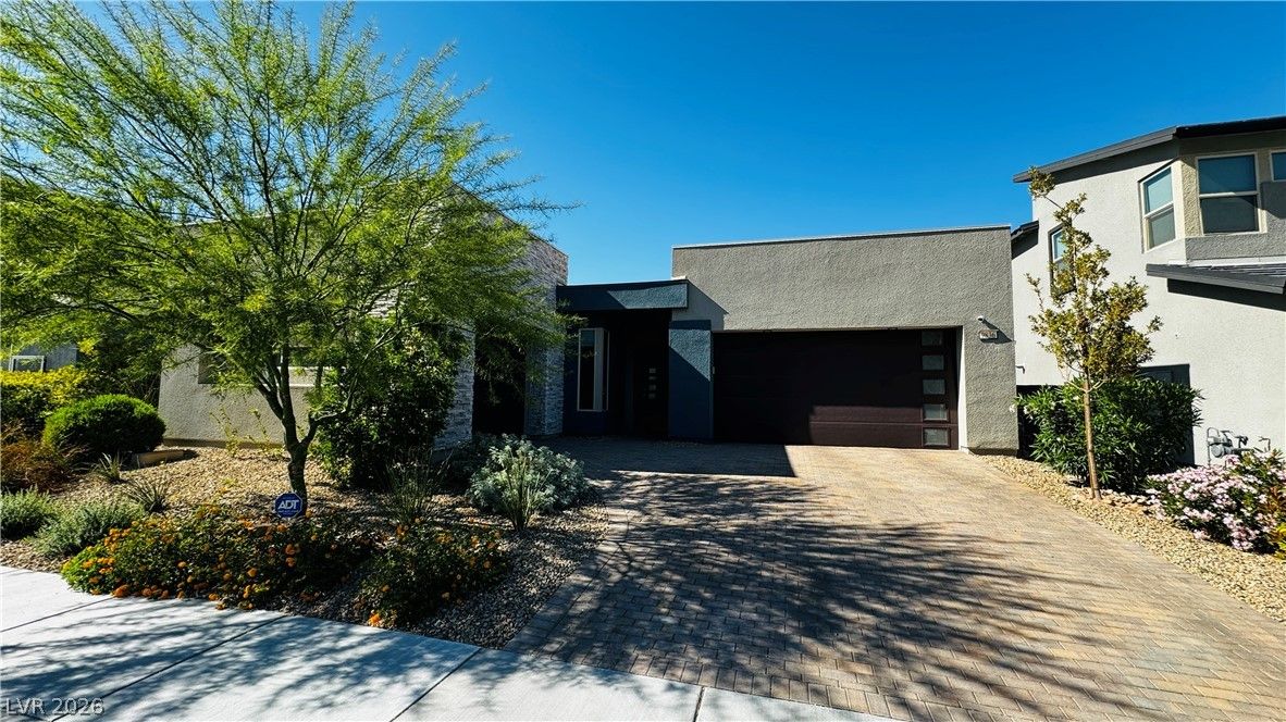 9836 Starlight Ridge Avenue — photo 1