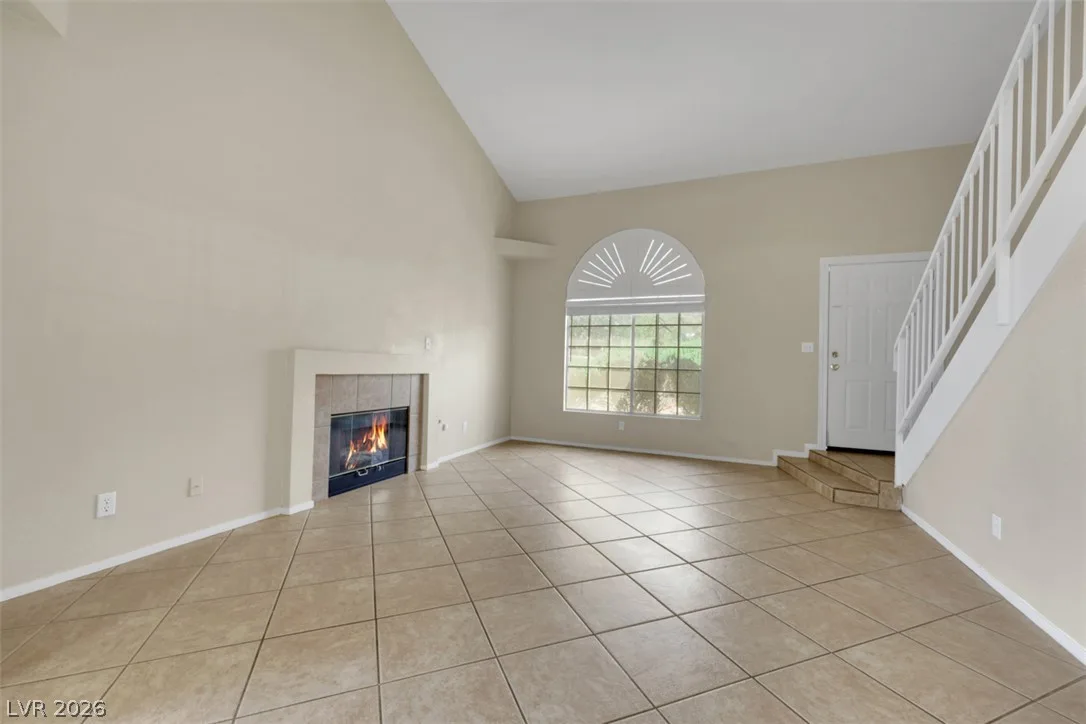 2600 PEBBLEGOLD Avenue 0 — photo 3
