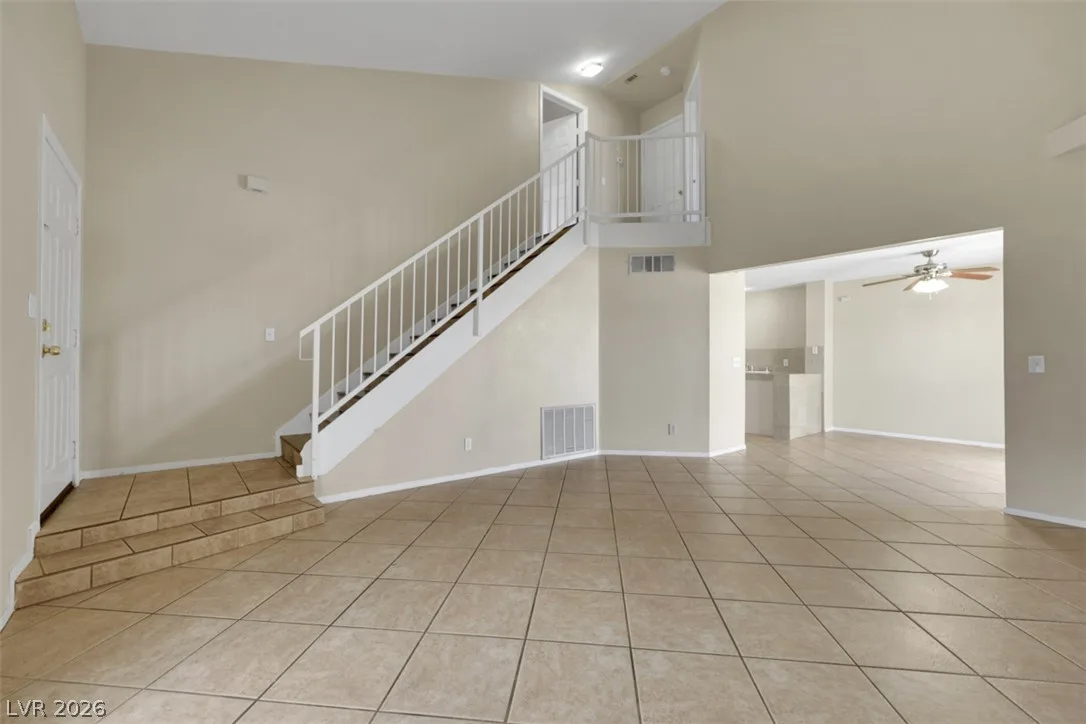 2600 PEBBLEGOLD Avenue 0 — photo 4