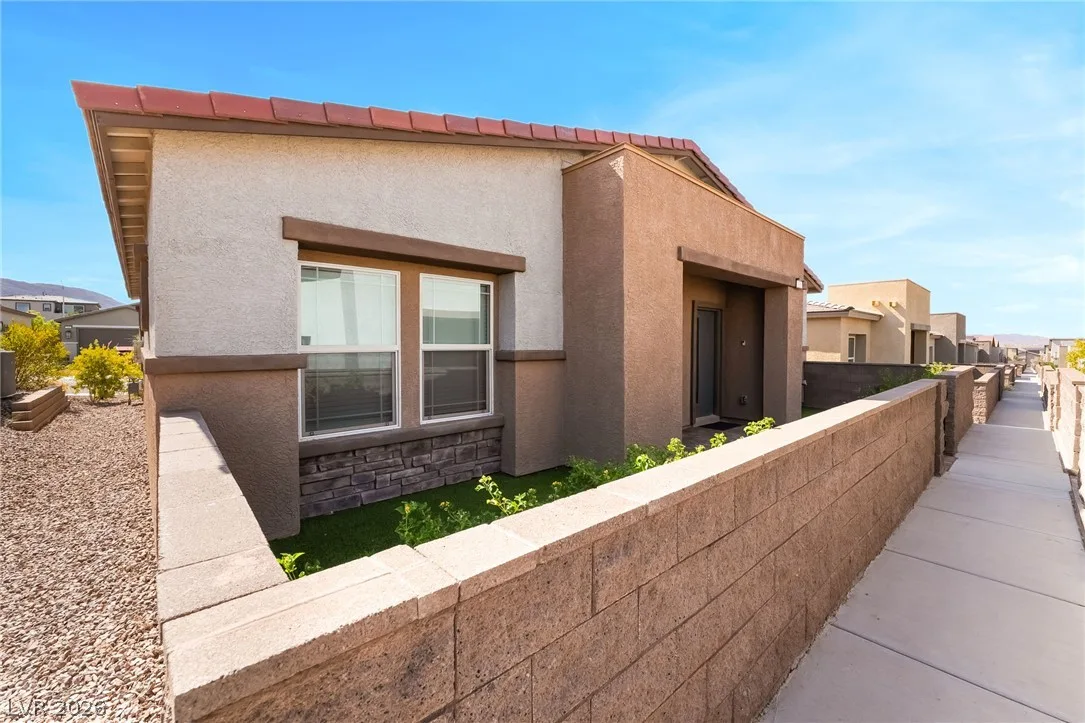 336 Aravalli Crest Street — photo 5