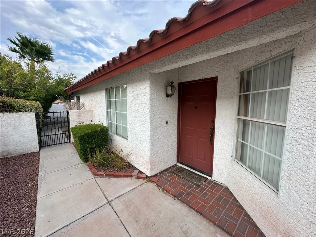 9517 Echo Glen Drive — photo 5
