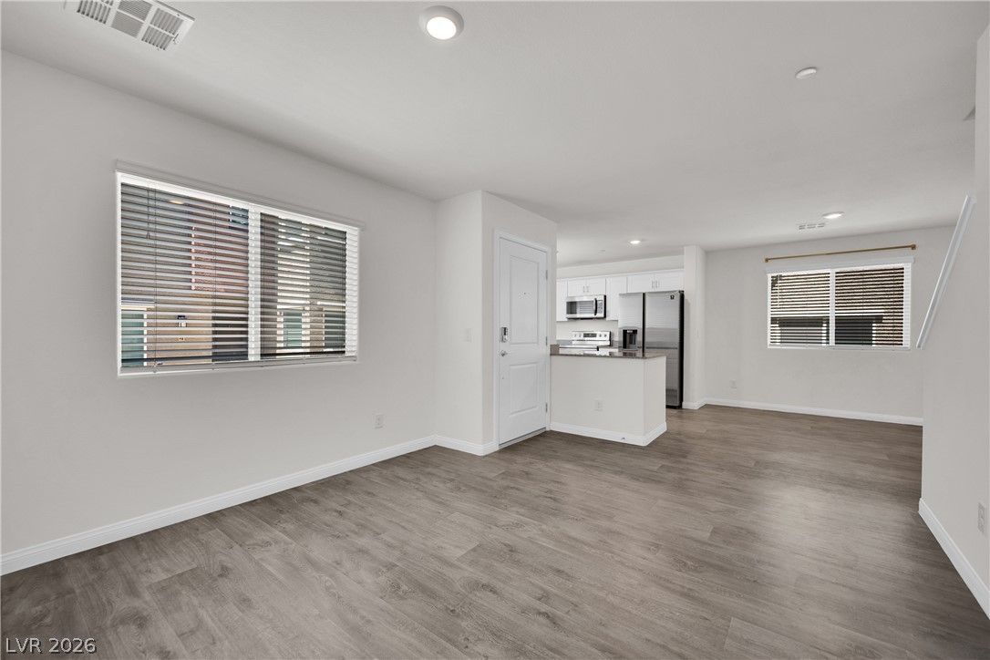 12185 Scarlet Ember Road 1 — photo 5 of 34