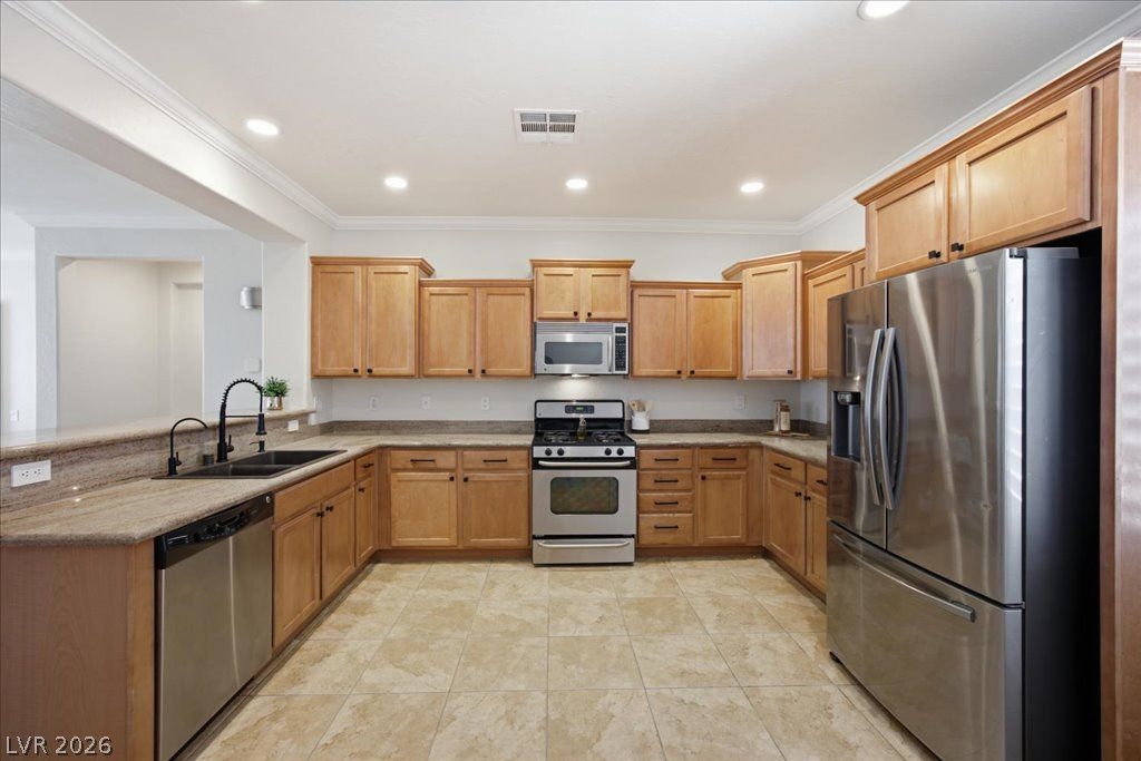 6737 Scavenger Hunt Street — photo 3