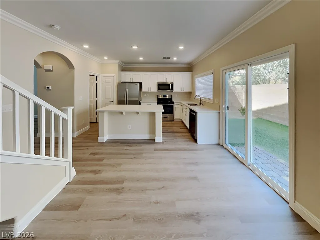 9436 Liquid Loco Street — photo 3