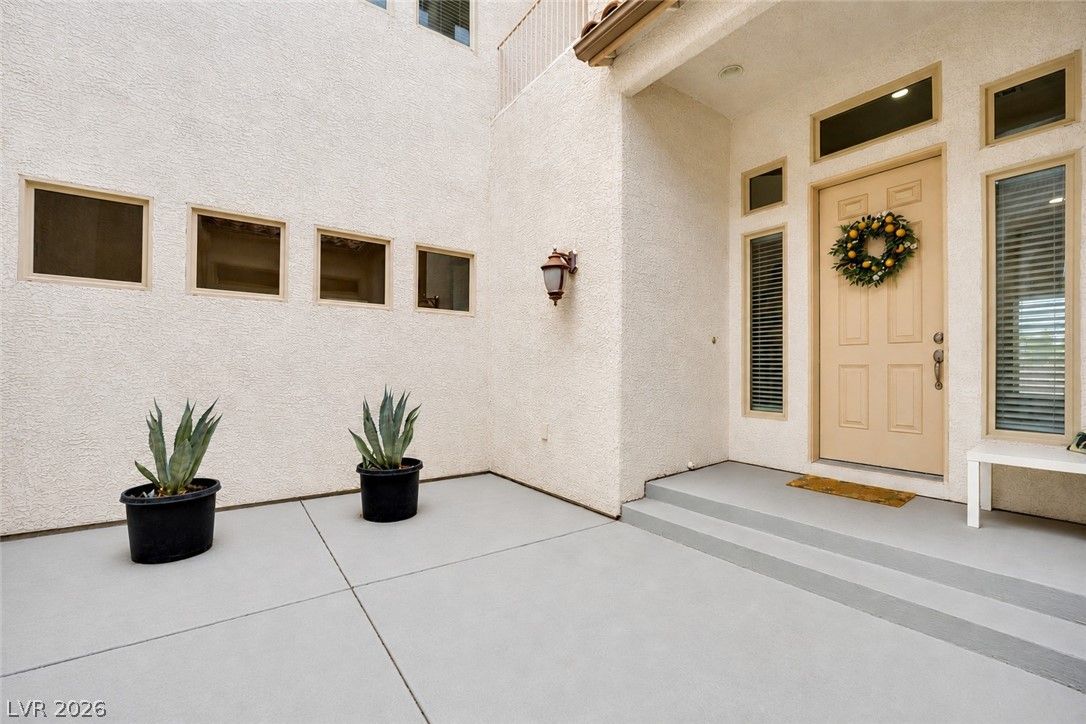 6330 Bellisima Street — photo 4