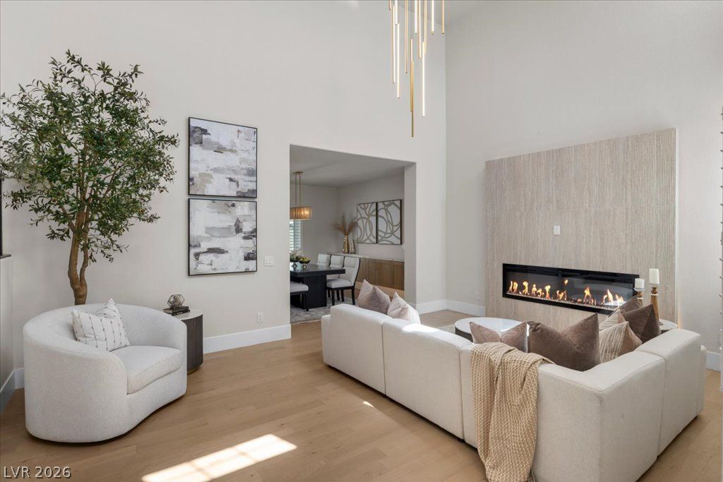 8024 Shorecrest Drive — photo 4