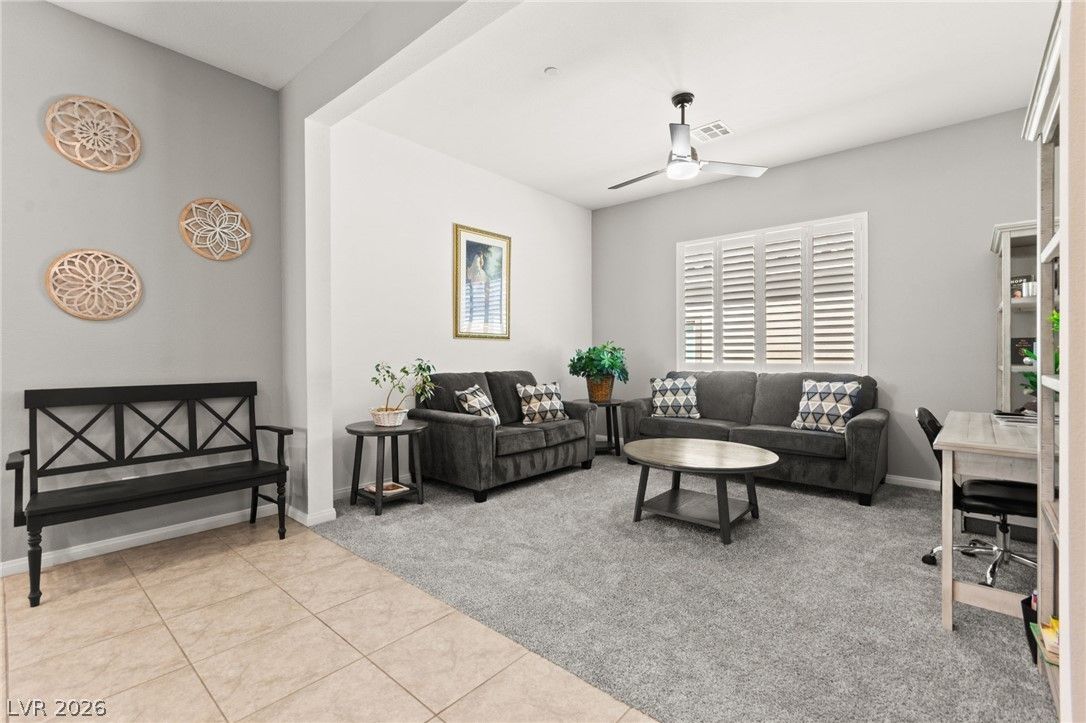 10160 Tree Blossom Avenue — photo 4