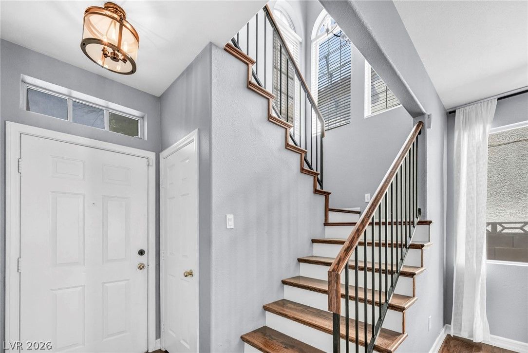 1004 Washington Oaks Street — photo 3