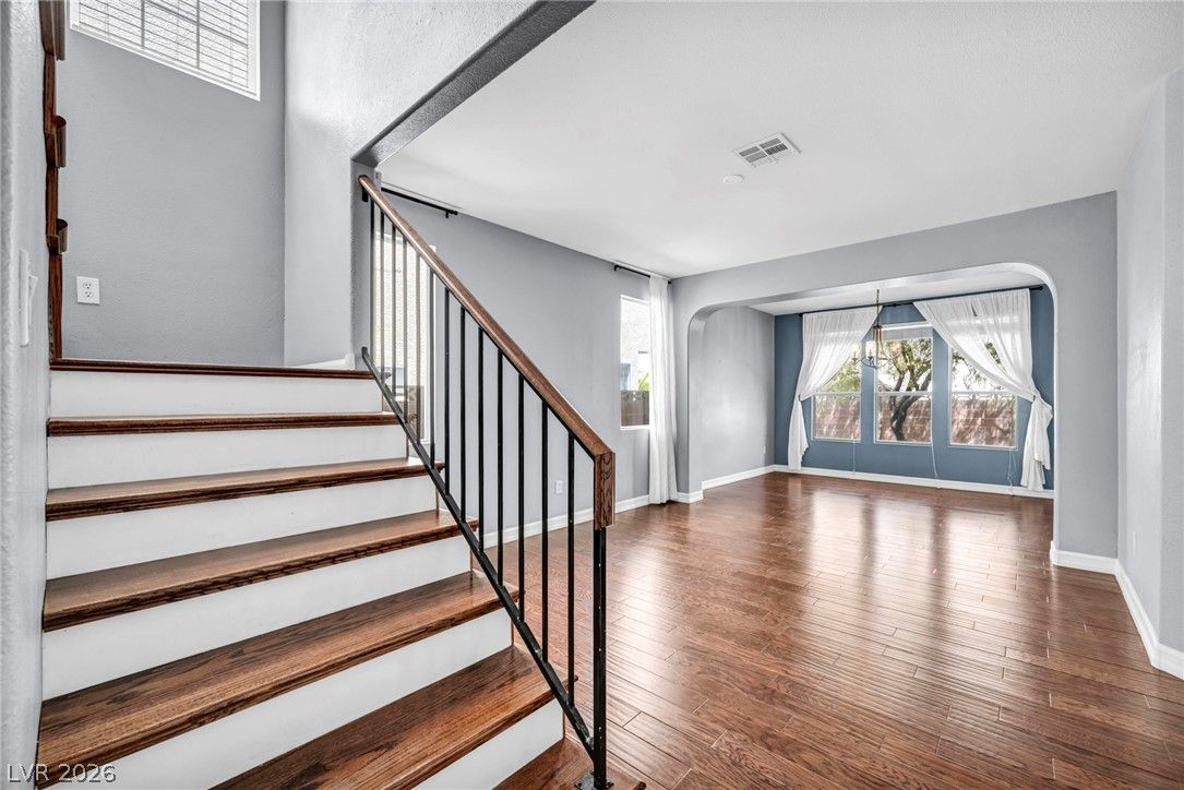 1004 Washington Oaks Street — photo 4