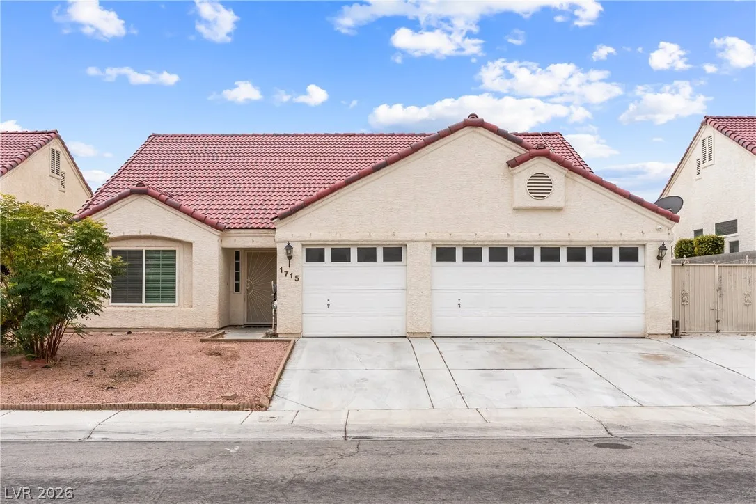 1715 Pinter Way — photo 3