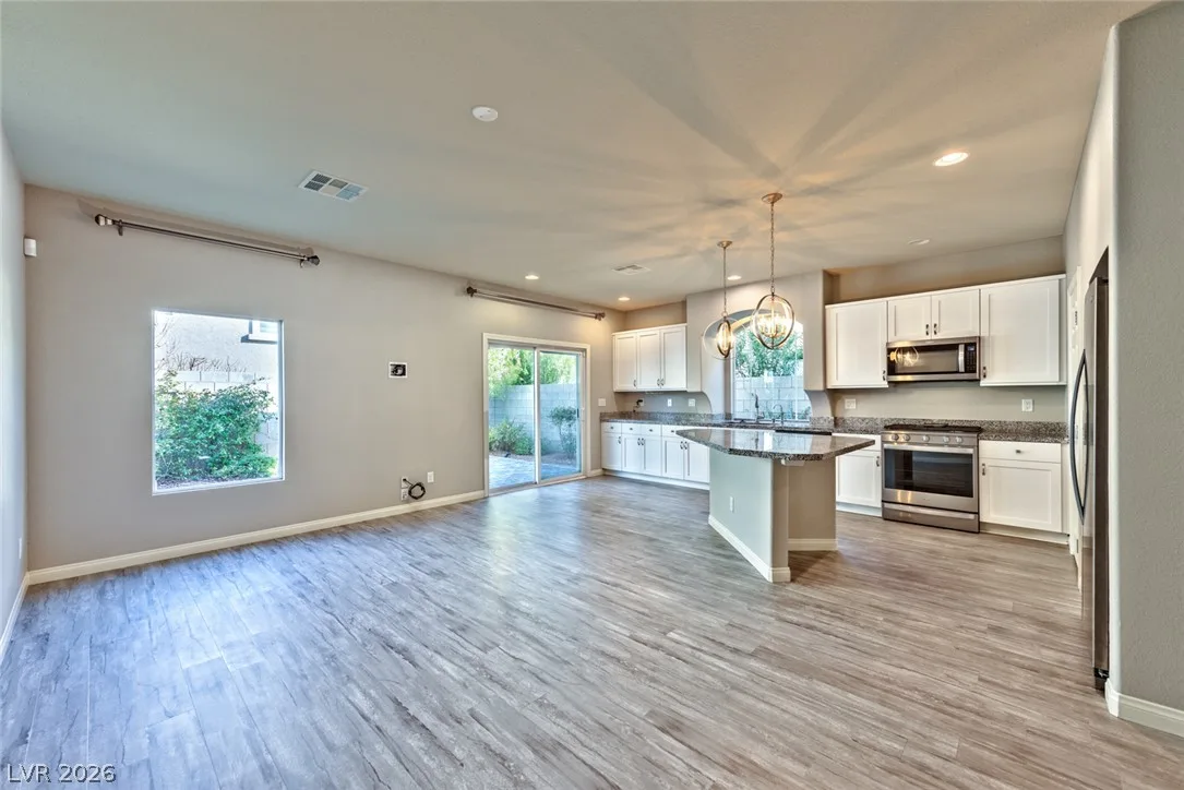 10616 Aphrodite Street — photo 4