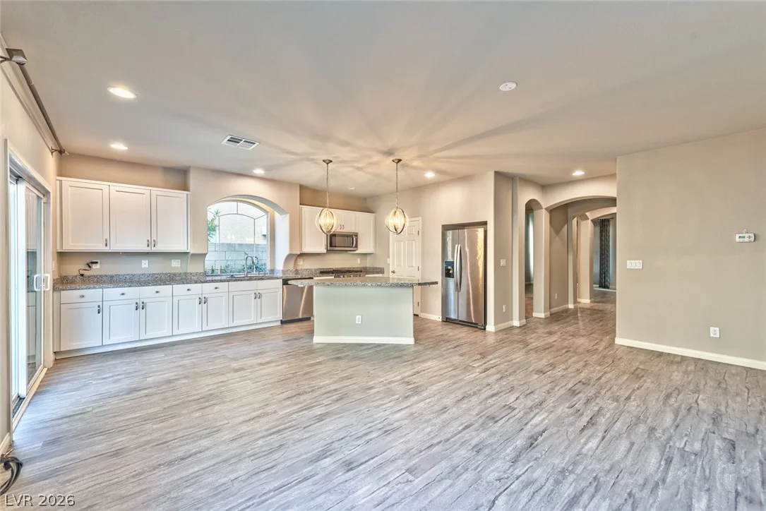 10616 Aphrodite Street — photo 5