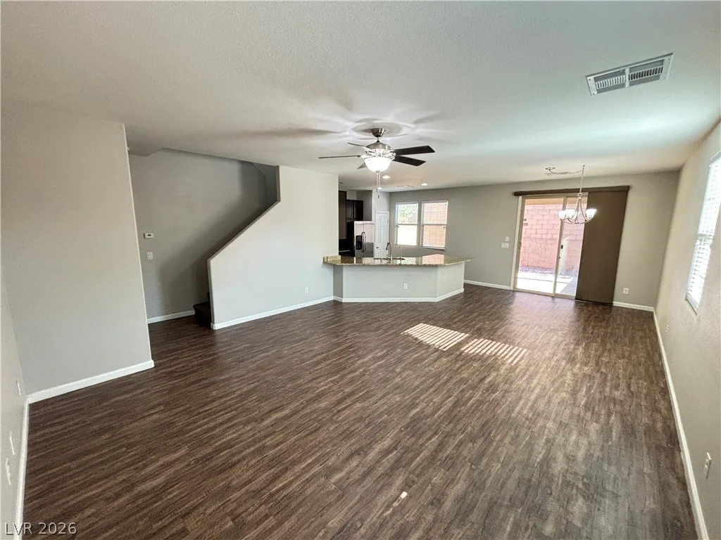 10835 Broxden Junction Avenue — photo 4