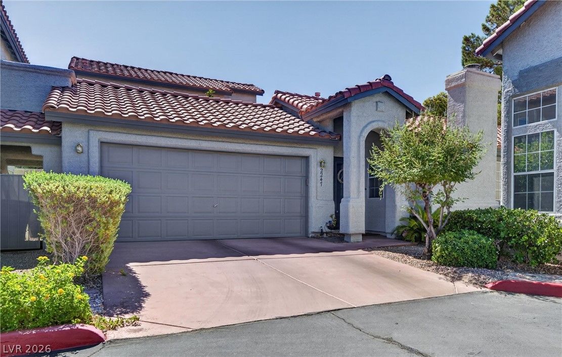 2247 Ramsgate Drive 2247 — photo 2