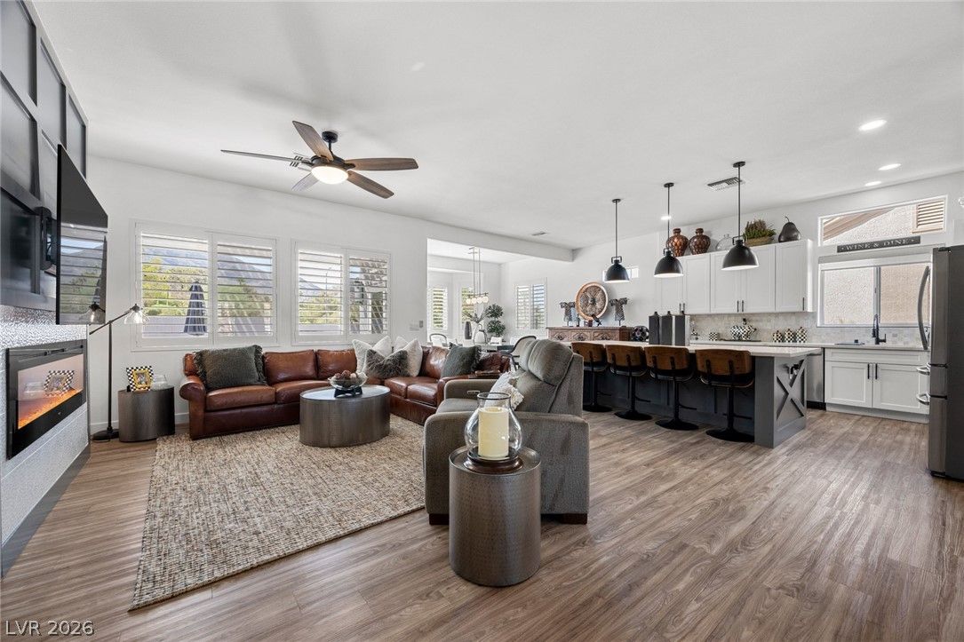 2821 Vista Butte Drive — photo 3
