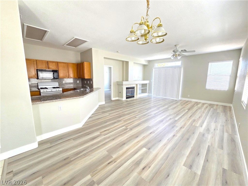 7904 Canyon Grove Court — photo 2