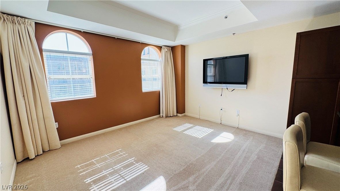 2405 West Serene Avenue 832 — photo 4