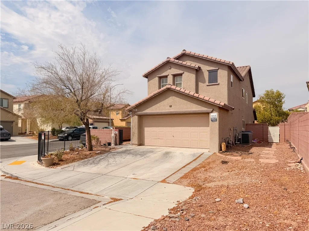 6204 Alpine Tree Avenue — photo 2