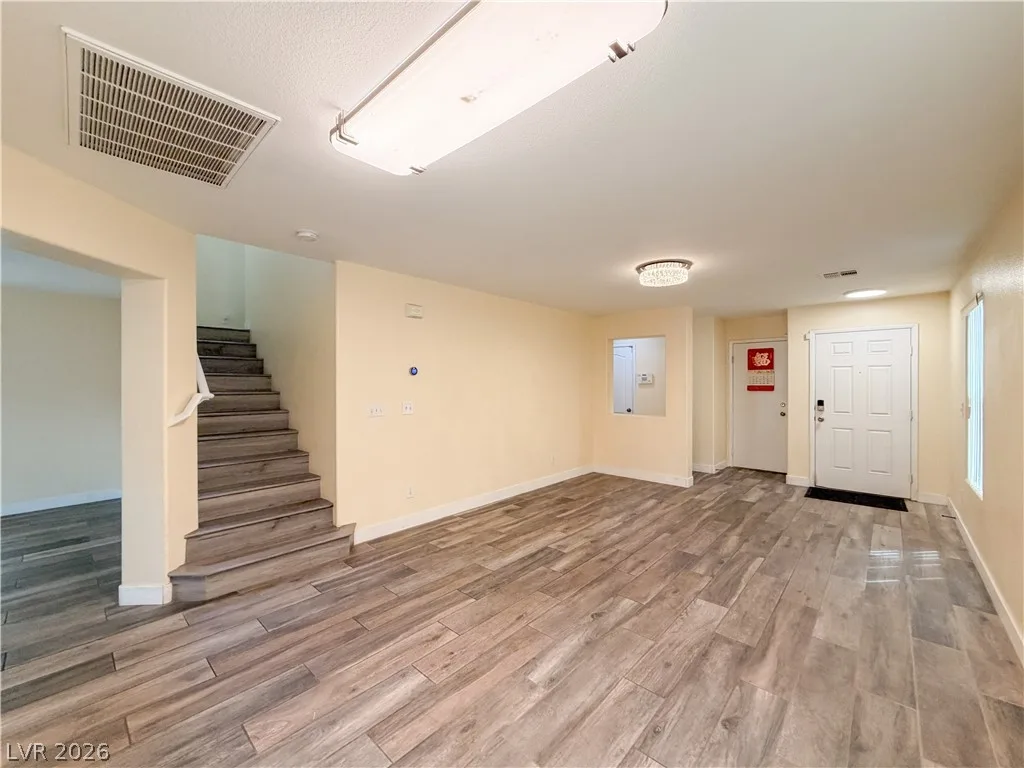 6204 Alpine Tree Avenue — photo 5
