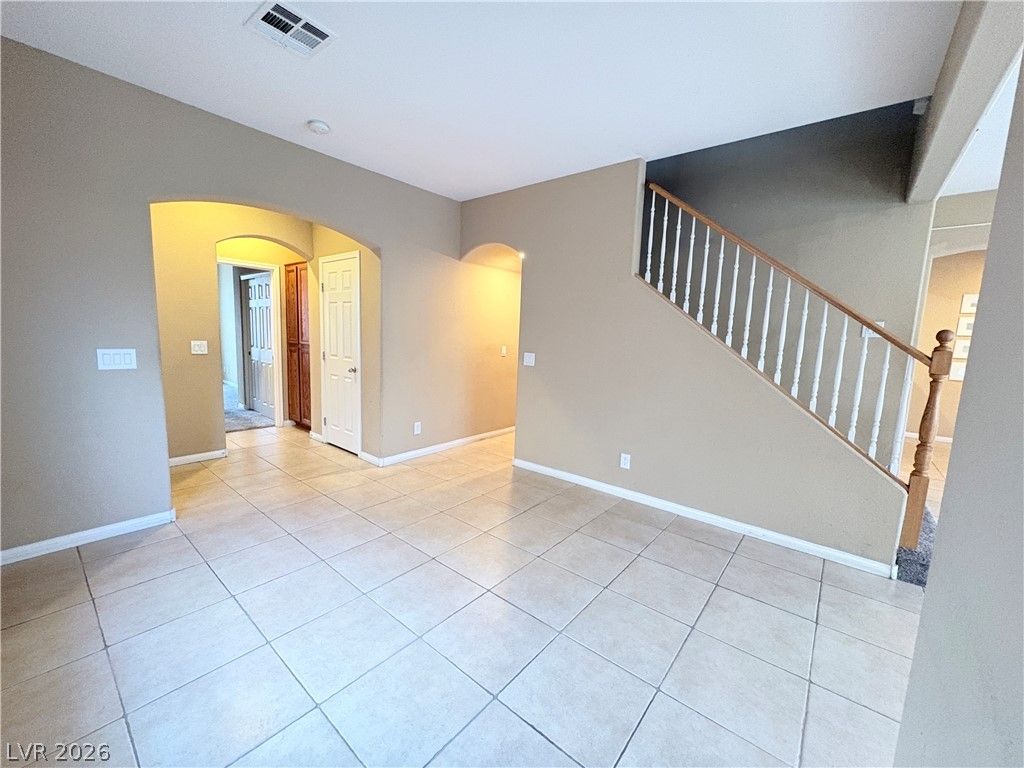 5014 Golden Antelope Way — photo 4