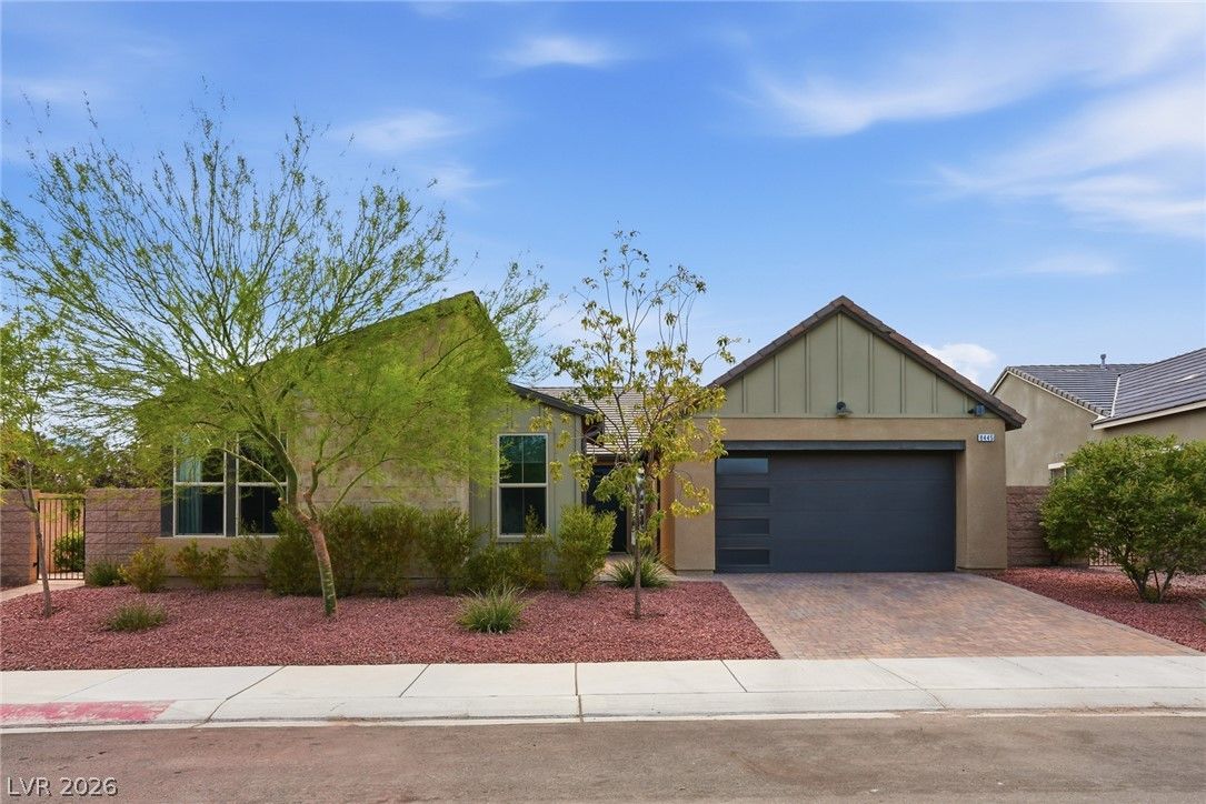 8445 Great Outdoors Street — photo 2