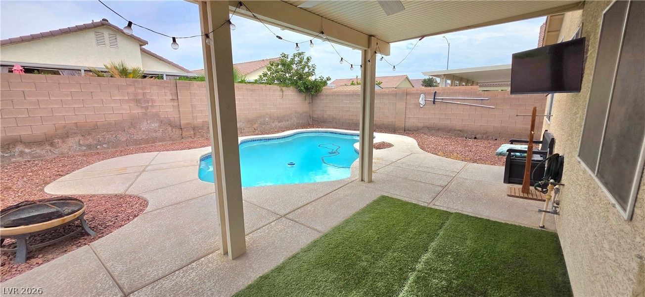 3806 Singing Lark Court — photo 2 of 24