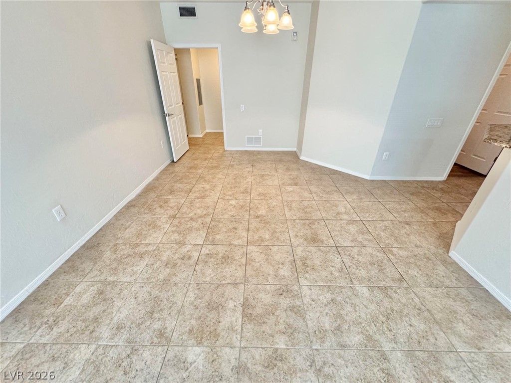 6868 Sky Pointe Drive 1036 — photo 3
